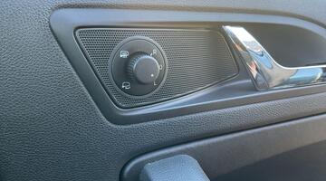 2017 Škoda TSI SE L Drive Outdoor DSG Euro 6 5-door (Grey) - Image: 34