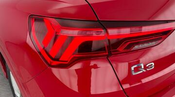 2019 Audi TFSI CoD 35 S line Euro 6 5-door (Red) - Image: 31