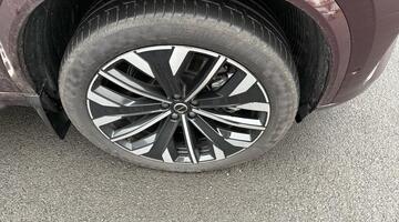 2025 Volvo 2.0 T8 18.8kWh Ultra Dark Auto 4WD Euro 6 5-door (Red) - Image: 19