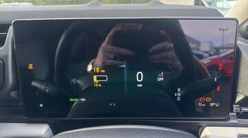 2026 Ford Standard Range 43kWh Premium Auto 5-door (Yellow) - Image: 10