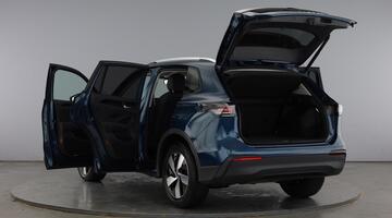 2025 Volkswagen 2.0 TDI Match DSG Euro 6 5-door (Blue) - Image: 11