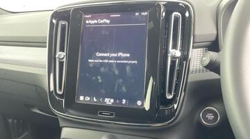 2025 Volvo 2.0 B4 MHEV Plus DCT Auto Euro 6 5-door (Blue) - Image: 27