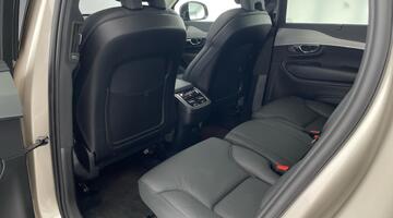 2024 Volvo 2.0 B5 MHEV Plus Auto 4WD Euro 6 5-door (Unlisted) - Image: 40