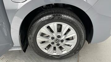 2023 Volkswagen TSI 13kWh Life DSG Euro 6 5-door (Grey) - Image: 5