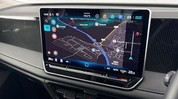 2025 Volkswagen ETSI MHEV Match DSG Euro 6 5-door (Black) - Image: 29