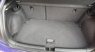 2023 Volkswagen 1.0 TSI R-Line Euro 6 5-door (Unlisted) - Image: 16