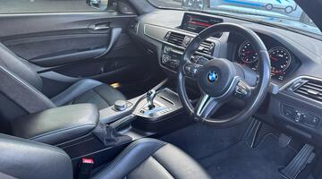 2020 BMW 3.0 BiTurbo Competition DCT Euro 6 2-door (Black) - Image: 6