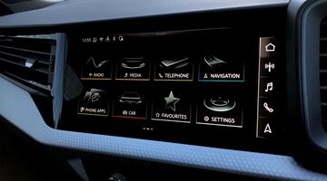 2025 Audi 1.0 TFSI 30 S line Sportback S Tronic Euro 6 5-door (Black) - Image: 28