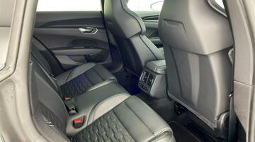 2022 Audi 93.4kWh Auto quattro 4-door (Grey) - Image: 29