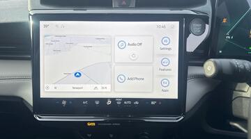 2026 Ford Standard Range 43kWh Premium Auto 5-door (Yellow) - Image: 8