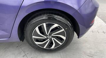 2022 Volkswagen 1.0 TSI Life DSG Euro 6 5-door (Unlisted) - Image: 30