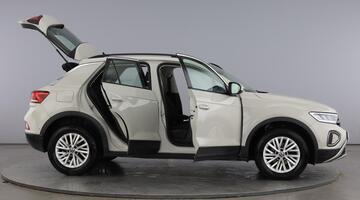 2022 Volkswagen 1.0 TSI Life Euro 6 5-door (Grey) - Image: 10