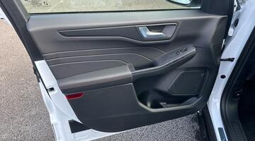 2025 Ford 2.5h Duratec ST-Line CVT Euro 6 5-door (White) - Image: 18