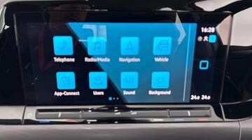 2023 Volkswagen TSI Style Euro 6 5-door (White) - Image: 18