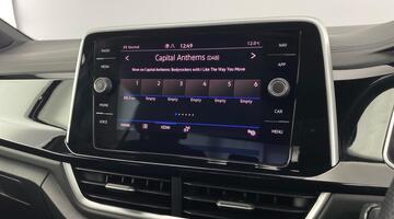 2025 Volkswagen TSI R-Line DSG Euro 6 5-door (Silver) - Image: 13