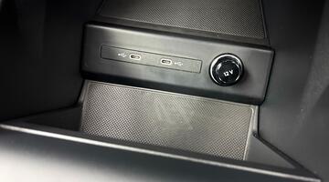 2025 Audi 45 S line Sportback Auto 5-door 82kWh (Grey) - Image: 21