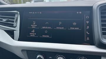 2025 Audi 1.0 TFSI 30 S line Sportback S Tronic Euro 6 5-door (Blue) - Image: 34