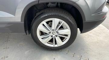 2025 Škoda TSI ACT SE Drive DSG Euro 6 5-door (Grey) - Image: 30