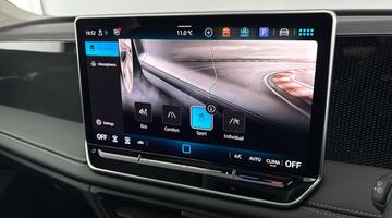 2025 Volkswagen 2.0 TDI Match DSG Euro 6 5-door (Black) - Image: 31