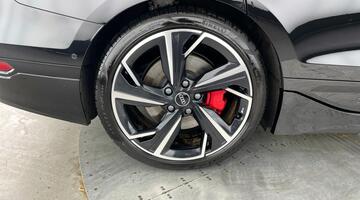 2025 Audi 100kWh Edition 1 Auto quattro 5-door (Black) - Image: 32