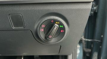 2025 SEAT 1.0 TSI XCELLENCE Lux DSG Euro 6 5-door (Blue) - Image: 18