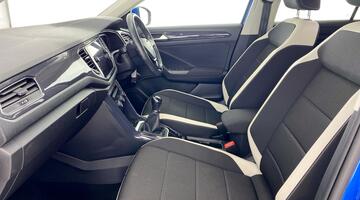 2019 Volkswagen TDI SEL Euro 6 5-door (Blue) - Image: 38