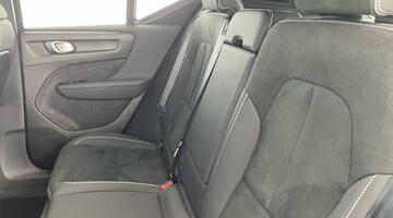 2025 Volvo 2.0 B4 MHEV Plus DCT Auto Euro 6 5-door (Blue) - Image: 36