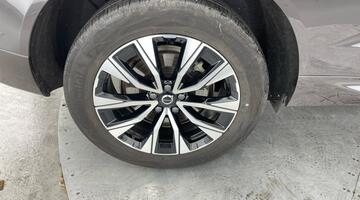 2024 Volvo 2.0 B5 MHEV Plus Auto Euro 6 5-door (Grey) - Image: 31