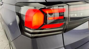 2024 Volkswagen 1.0 TSI Match Euro 6 5-door (Grey) - Image: 29