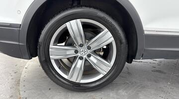 2021 Volkswagen 2.0 TDI Match DSG 4Motion Euro 6 5-door (White) - Image: 28