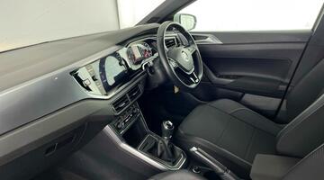 2019 Volkswagen 1.0 TSI SEL Euro 6 5-door (Silver) - Image: 2