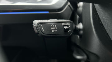 2025 Audi 45 S line Auto 5-door 82kWh (Blue) - Image: 28