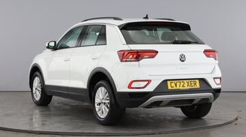 2022 Volkswagen TSI Life Euro 6 5-door (White) - Image: 3