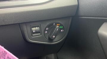 2022 Volkswagen 1.0 TSI R-Line DSG Euro 6 5-door (Silver) - Image: 24