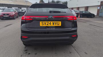 2024 Volkswagen 1.0 TSI Life DSG Euro 6 5-door (Black) - Image: 12