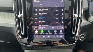 2025 Volvo 2.0 B4 MHEV Ultra Dark DCT Auto Euro 6 5-door (Silver) - Image: 46