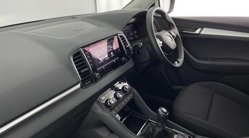 2024 Škoda TSI ACT SE Drive Euro 6 5-door (White) - Image: 3