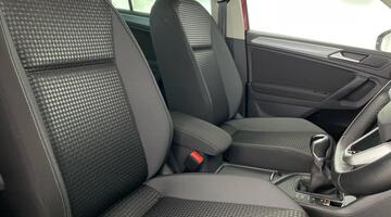 2021 Volkswagen TSI Active Euro 6 5-door (Red) - Image: 22