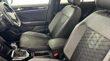 2022 Volkswagen TSI R-Line DSG Euro 6 5-door (Blue) - Image: 34