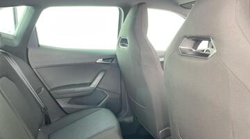 2025 SEAT 1.0 TSI FR Black Edition Euro 6 5-door (Multicolour) - Image: 27