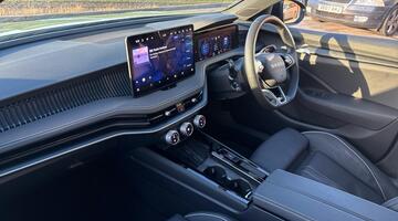 2025 Škoda TSI iV 25.7kWh SportLine DSG Euro 6 5-door (Grey) - Image: 3