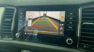 2022 Škoda TSI ACT SE Drive Euro 6 5-door (7 Seat) (White) - Image: 17