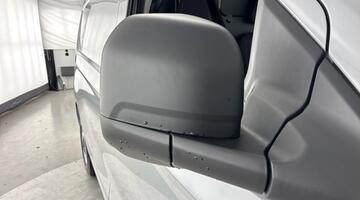 2025 Volkswagen 2.0 TDI T3Commerce Auto FWD SWB Euro 6 5-door (Grey) - Image: 39