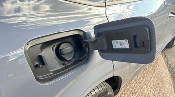 2025 CUPRA 2.0 TSI VZ1 DSG 4-doorive Euro 6 5dr (Grey) - Image: 20