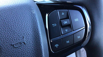 2025 Ford 2.0 300 EcoBlue Limited Auto LH1 Euro 6 5-door (Silver) - Image: 13