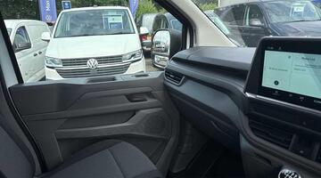 2025 Volkswagen 2.0 TDI T28 Commerce Plus FWD SWB Euro 6 5-door (White) - Image: 35