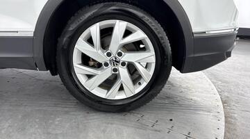 2020 Volkswagen TSI Life DSG Euro 6 5-door (White) - Image: 31