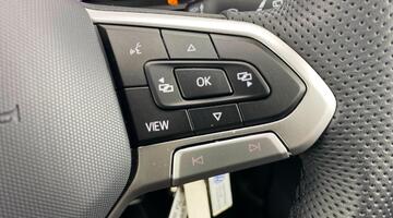 2025 Volkswagen TSI Black Edition Euro 6 5-door (White) - Image: 24