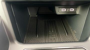 2025 Volkswagen 1.0 TSI Match DSG Euro 6 5-door (Silver) - Image: 25