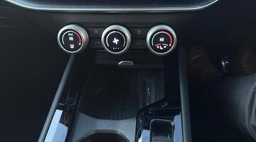 2025 Škoda TSI iV 25.7kWh SportLine DSG Euro 6 5-door (Grey) - Image: 33